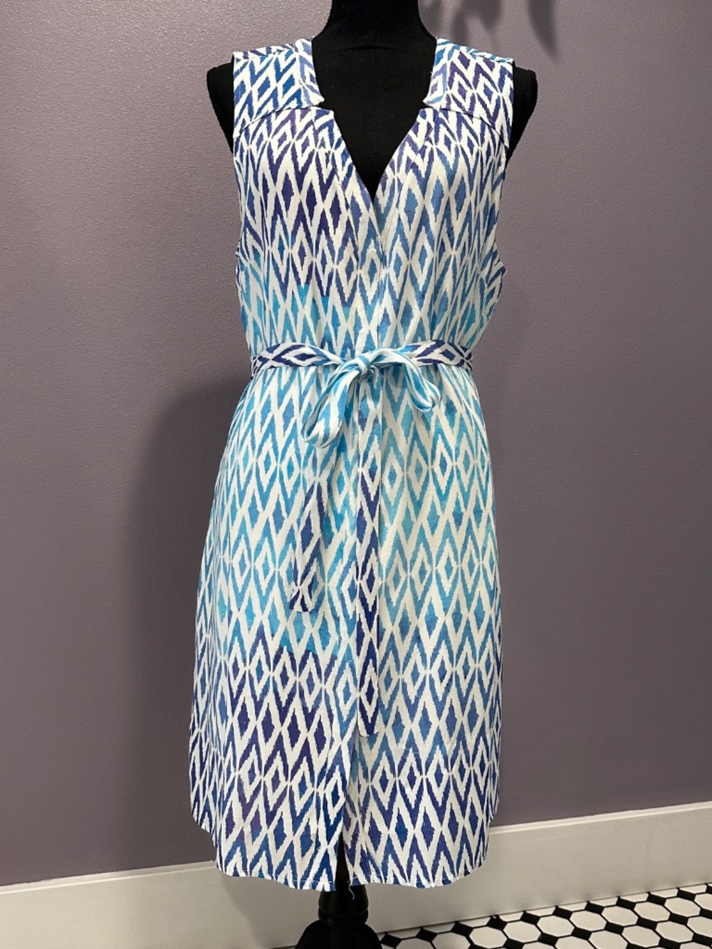 Hatley sleeveless belted dress